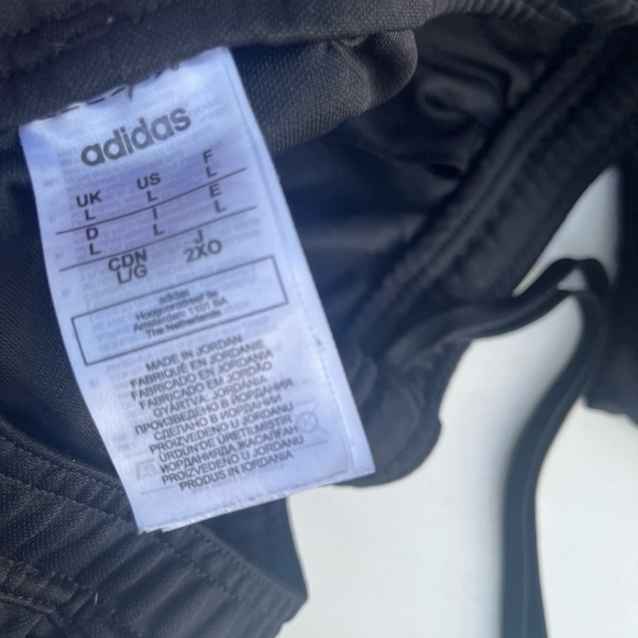 adidas joggers black size L. in great condition feel free to send an offer! - Picture 3 of 3